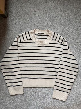 T Tahari Cropped Striped Crewneck Sweater - Cream with Black Stripes
